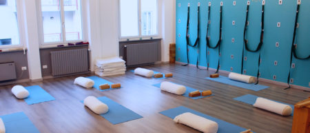 Yogando sala Yoga e Pilates